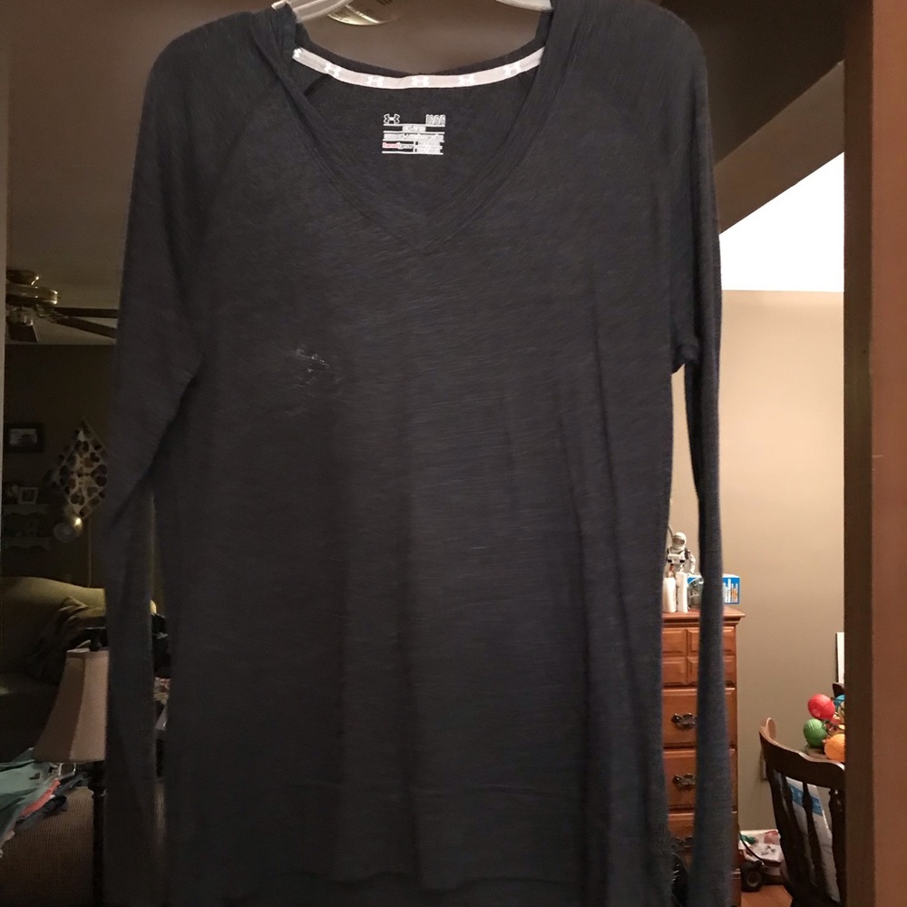 Heather grey Under Armour hooded shirt